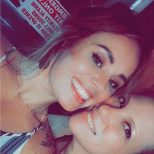 Meet your Posher, Courtney